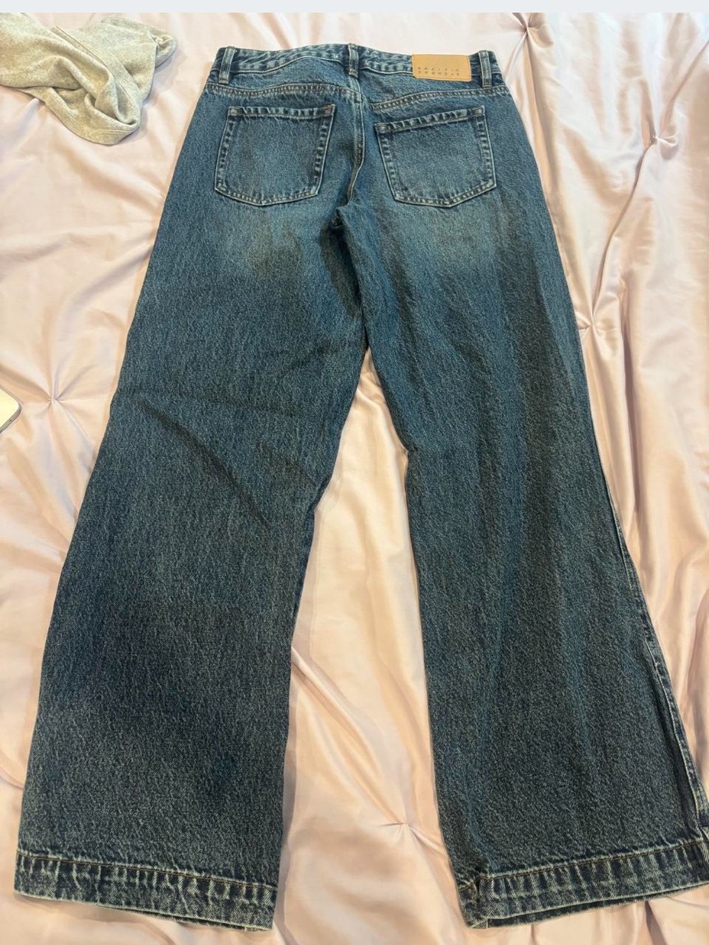 PacSun Women’s Baggy PETITE Jeans in Dark Blue Wash - Picture 5 of 5